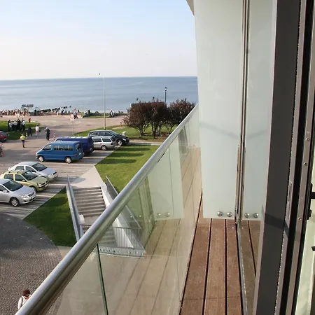Apartament 214 W Marine